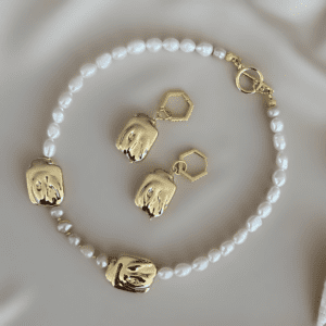 «APHRODITE» Natural Pearl Choker Necklace & Earrings Luxury Jewellery Set - Image 4