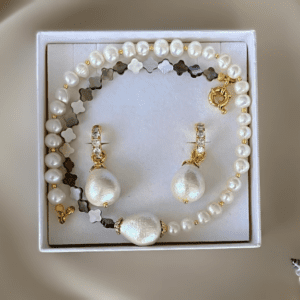 «YEMAYA» Natural Pearl, Seashell Stone Choker Necklace & Earrings Luxury Jewellery Set⠀ - Image 4
